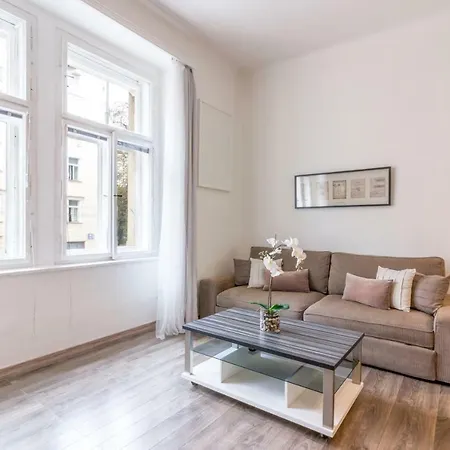 شقة Home Apartment